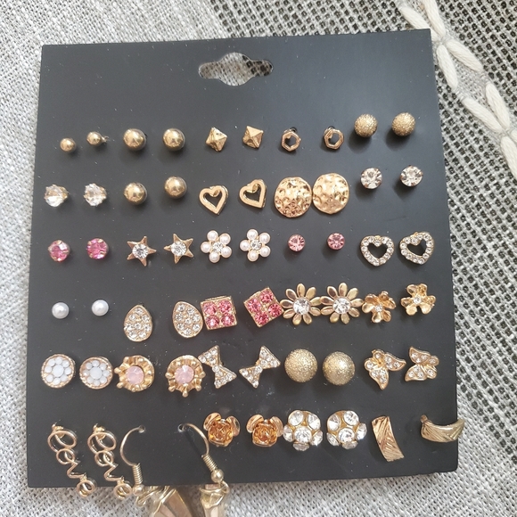 Brand new earrings. - Picture 2 of 2